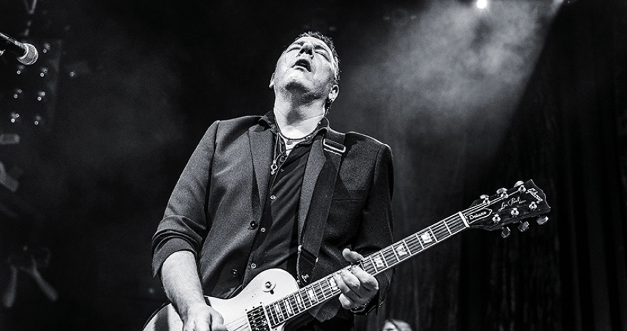 Revólver en concierto